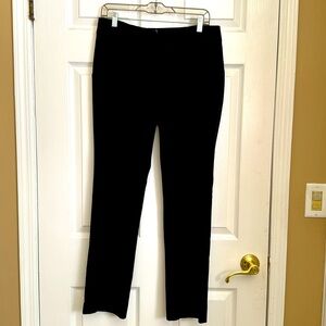 New York & Co, black pants slacks for work or night out, size 6, great condition